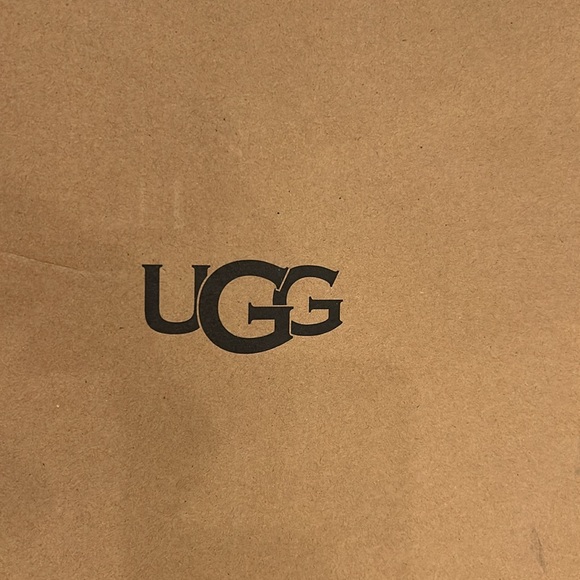 Ugg Bailey Bow Corduroy Boots size 10 women’s New in Box - Picture 11 of 14